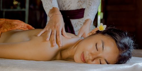 a12238eac5ccbf5d9dfece635133f1fe-8. Balinese Massage (Copy)