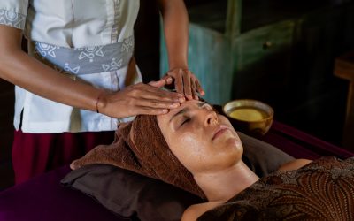 de25f463a44104cf4b289bcda073028f-16. Refresher Facial (Copy)